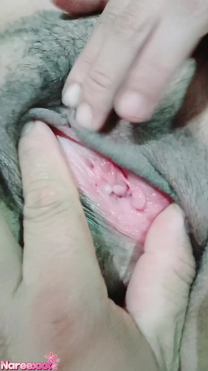 Naree hot: Přinutil mě udělat se rukama, vkládal jeho prsty do mé šťavnaté...