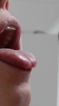 Close up - kompilasi video rekaman seks mani muncrat dan telan sperma #1