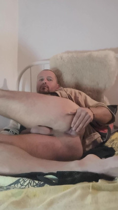 Chemanuchao: घर पर मेरी गांड से खेल रहा है