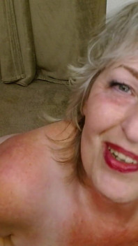 1270 preñada/ juego de roles interracial y humillación verbal con dawnskye madura y con curvas dawnskye1962