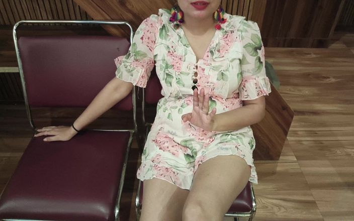 Saarabhabhi6: Une fille sexy nue avec son ami de bureau en...