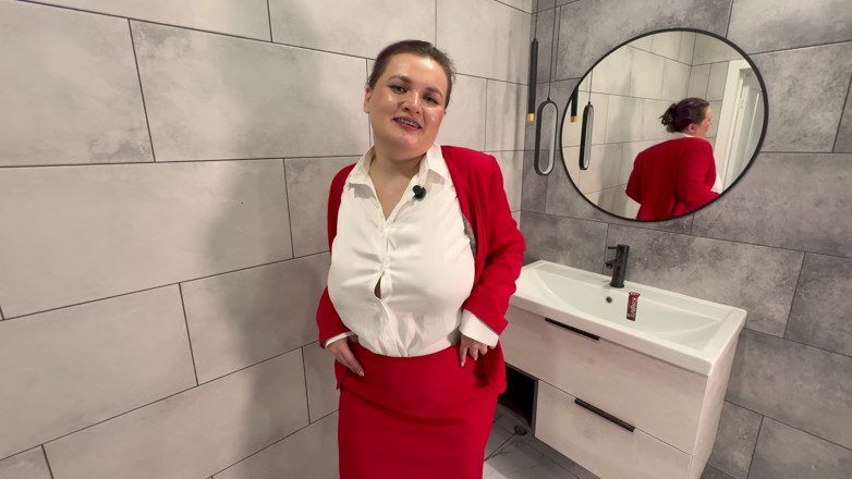 Katybigcherry: Spieprzona Sekretarka W Toalecie