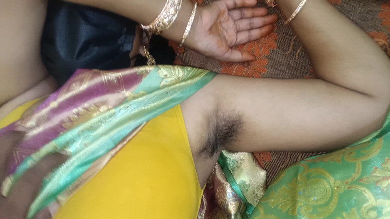 Inba: New Married Women Showing Her Cute Structure 3