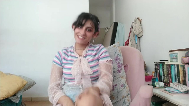 Ms Candy Bunny: น้ําแตกที่ฝ่าเท้าของกู, เร็ว