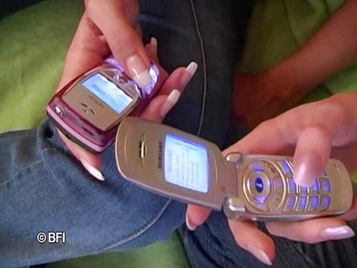 Girls enjoying girls with lesbian daydreamers: drsné lesbické penetrace.