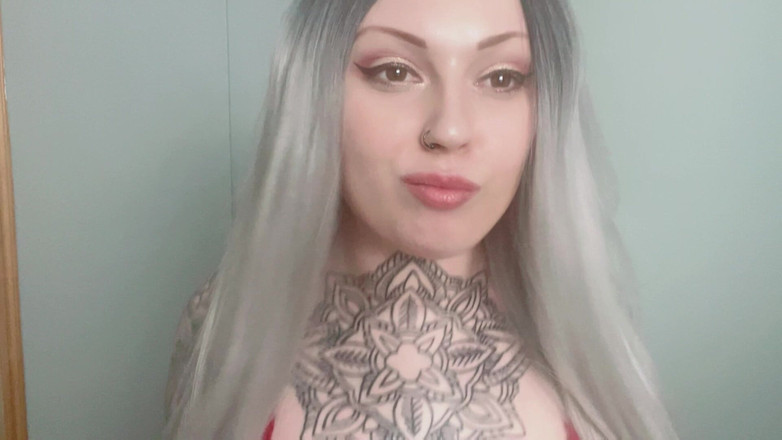 Miss Valentina: Королева Ахегао