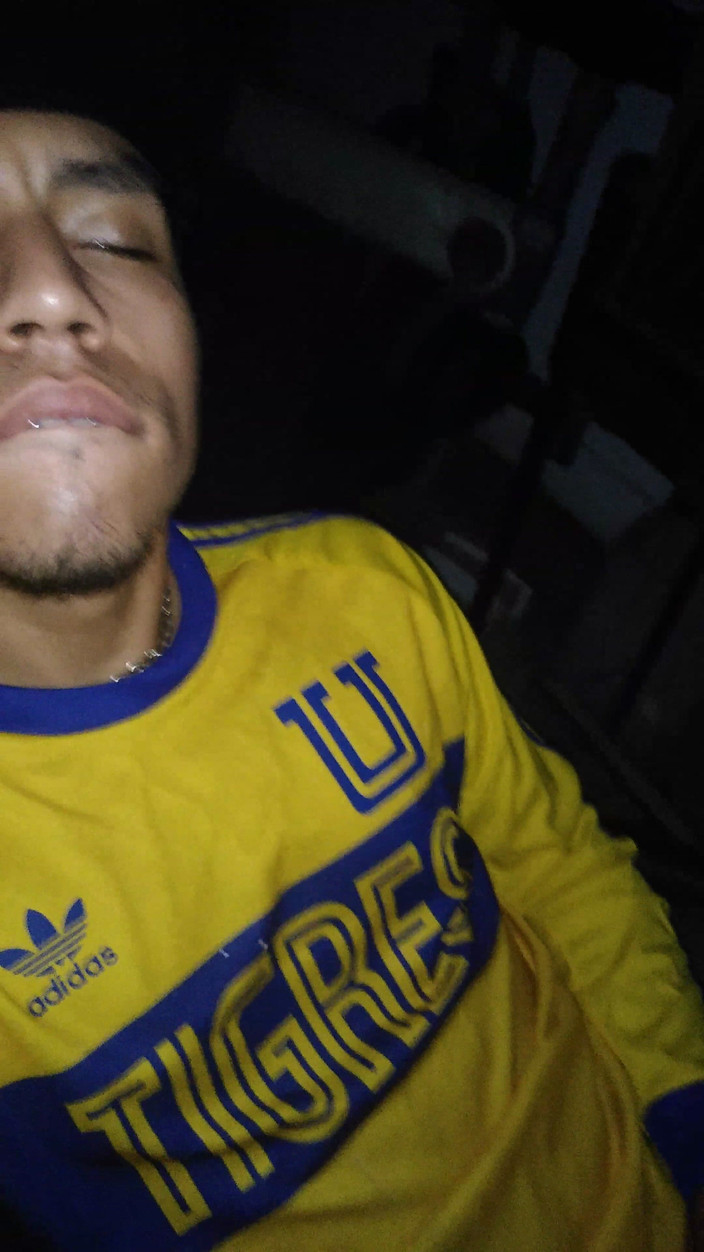 AlexAlejandro13: Saturday Smoking Masturbation