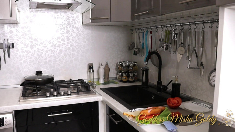 Goddess Misha Goldy: Devour -taboo-fantasy! Stepmom Cooking and Eating Her 2 Annoying Stepsons!