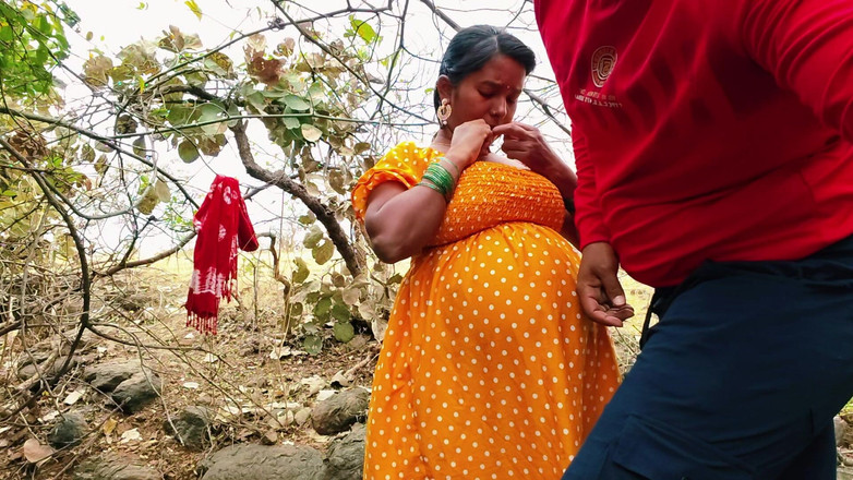 Premi pooja: Yngre desi dehati flicka vacker sex