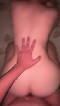 Min styvsyster gick inte på dejt och bestämde sig för att ha sex med mig.