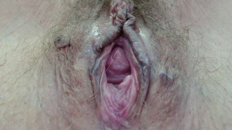 ANGELA_LADY: A milf decidiu fazer exercícios e sua boceta peluda de...