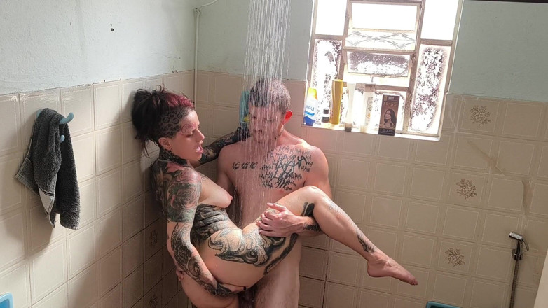 Carmona's films: Fucking the Ass in the Shower