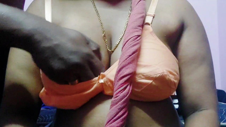 Desi Mohini: Sex incitant mama vitregă a soției mele Mohini - sex dur