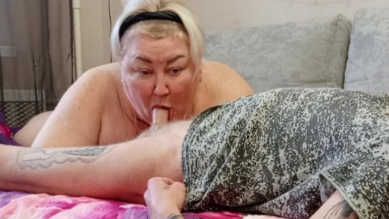 Zona901: Stříkání hluboko do úst souseda je potěšením