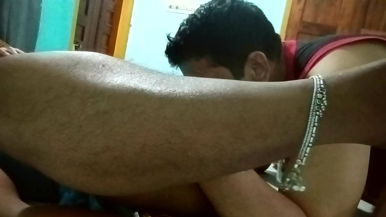 Popmini: Bini panas berkongkek panas dengan rakan sekerjanya