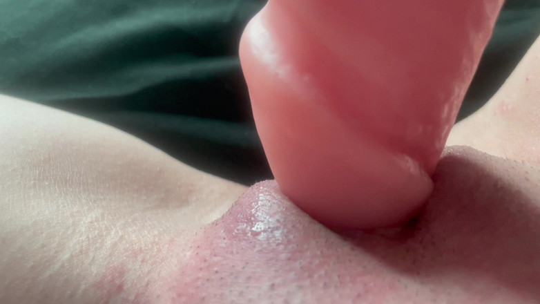 Artemisia Love: Гаряча збуджена мамка Артемія любить соло, відео від першої особи, супер мокра пизда грає зі своїм улюбленим ділдо