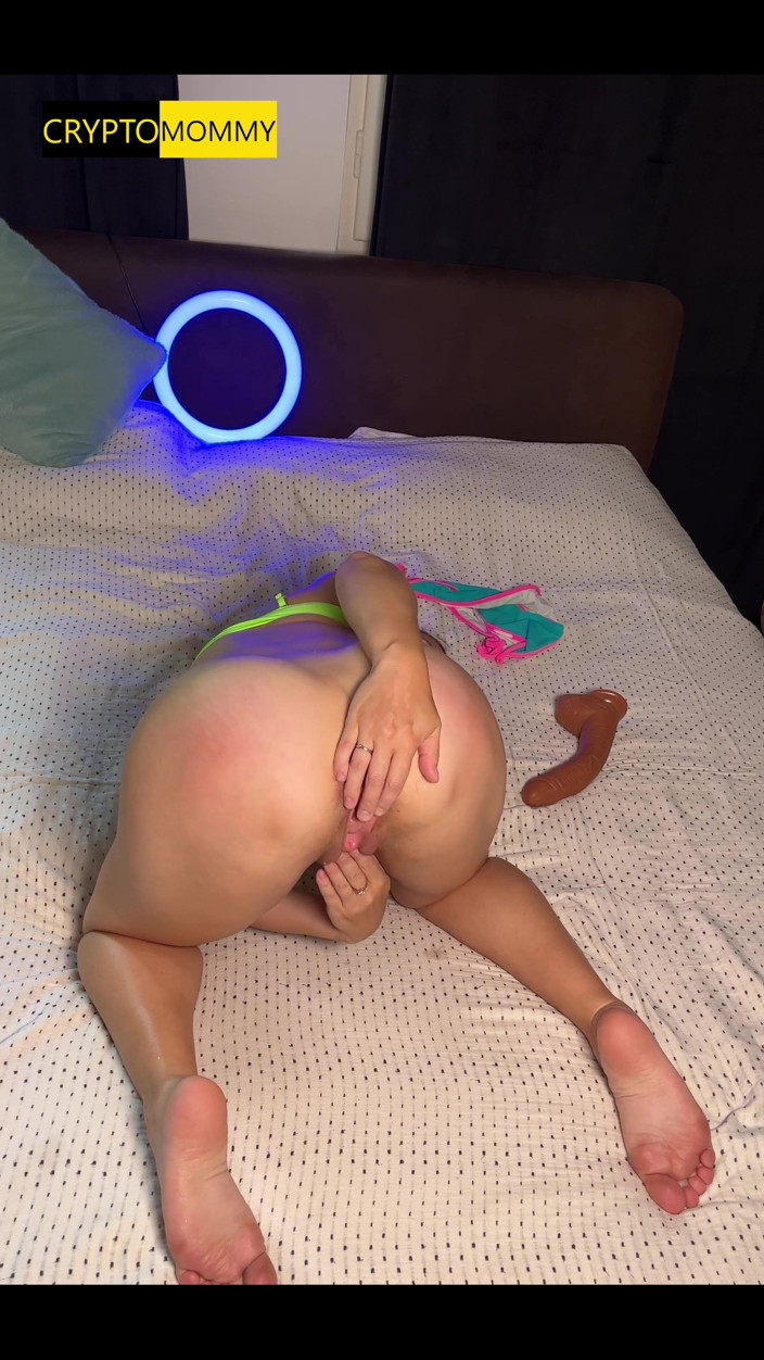 Crypto Mommy: I Post Wild Experiments