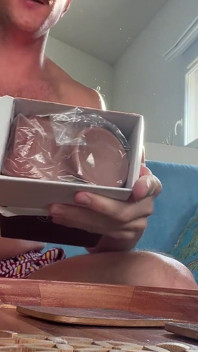 Maxence Angel Rozbalení jocktribe dildo