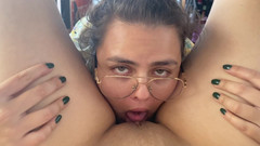 zoemelissa: Гігантський клітор робить мінет, відео від першої особи