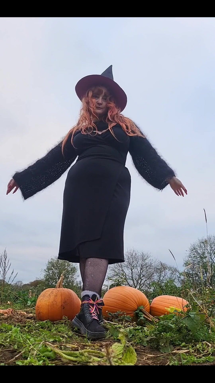 Bunny Royle: I Hope Watching This Makes You Feel Gourd