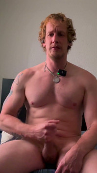 Gay gooner Christian Hunter se corre una segunda vez y hace que su polla gruesa y cremosa af