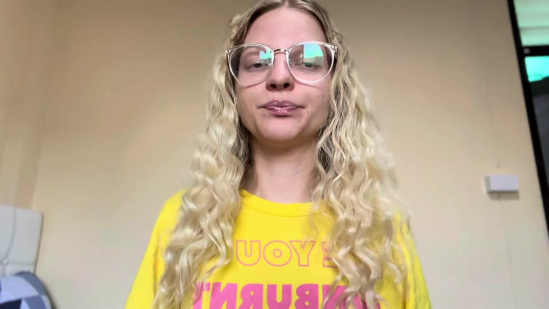 Goddess_Bella_Rae: Kadın kılıklı olmayı çok kolaylaştıracak kolay numara!