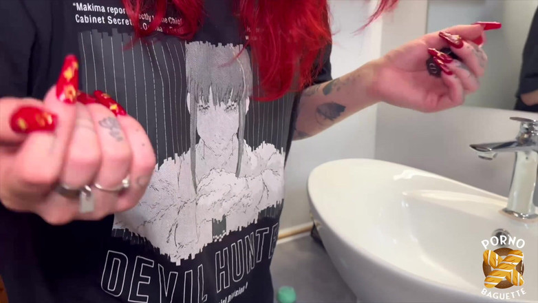 Porno Baguette: Trixy, Hot Readhead, Gets Banged by Two Cocks