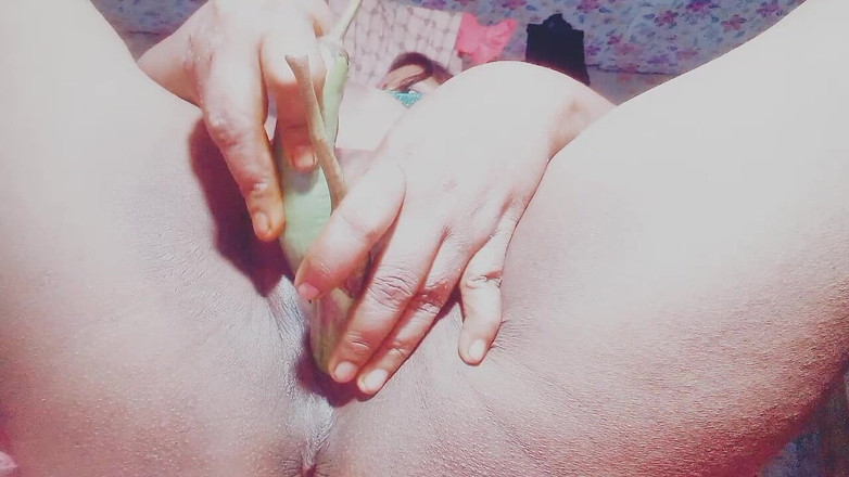 Sadia vabi: Velmi sexy video