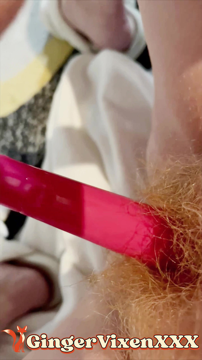 GingerVixen.XXX: Mr. eis scoop
