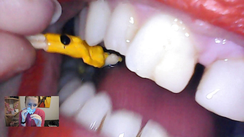 Devour Teeth Fetish (Nicoletta Fetish) Devour Teeth Fetish (Nicoletta Fetish)