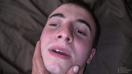 Boys half-way house: Şimdi kaltak kim