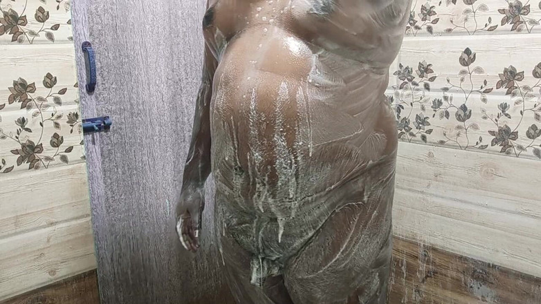 Fapidontmind: Romantic Dance with Bathing Show