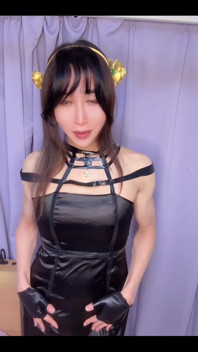 This Dress Makes My Bulge Look Huge, Doesn't It?