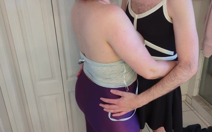 Always Fun No Pants: Femdom Hot Wfie Dostane legíny Mokré blokování a škádlení paroháče!