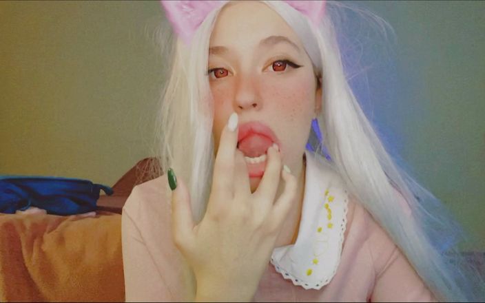 Bambietta Valentain: Fată sexy anime care își suge degetele frumoase