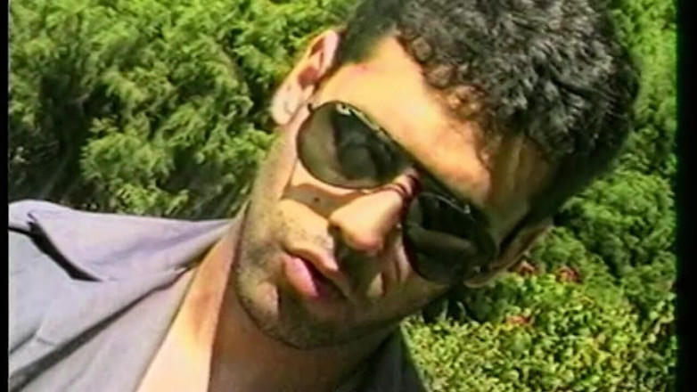 Boys boyz: Zwei geile hengste tauschen blowjobs im freien