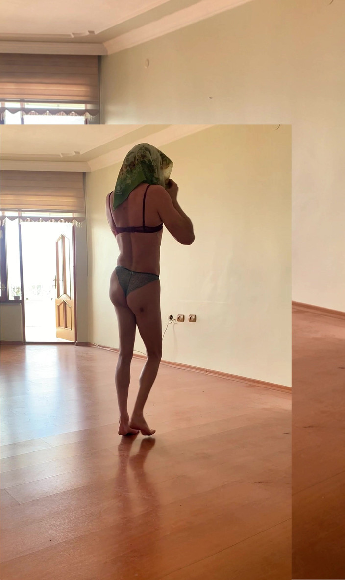 cd_aysemmm: 18歳の義理の妹と:) どちらがよりセクシー?