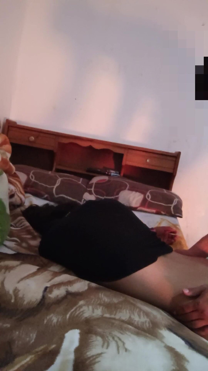 hael: 多么富有的紧屁股他不想进入