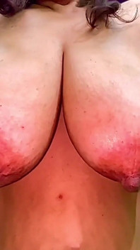Big Tits Oiled up