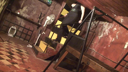 Lezdom Austria: Brzydki BDSM 5! Mistress Megan dręczy różową perukę lesbijek perwersyjne suki...