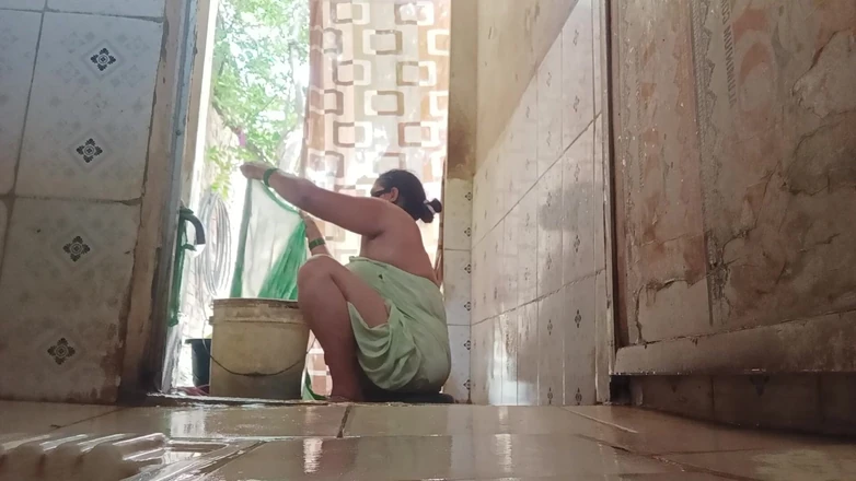 Desi_bhabhi121: Sex Bhabhi with Bathroom Open Video