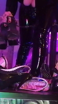Klip Kustom Penghinaan Footfetish Sepatu Hak Tinggi