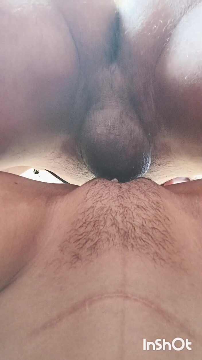 Desishycouple: Sexy Bhabhi Shivani seks met vriend van echtgenoot.