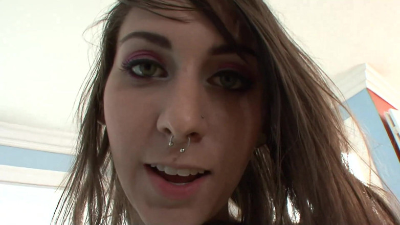 Monster Cocks: La calda Luna kitsuen viene devastata da un enorme cazzo