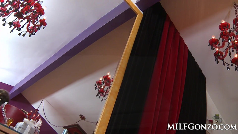 Gonzo Living: Milfgonzo - Richelle Ryan enciende el calor