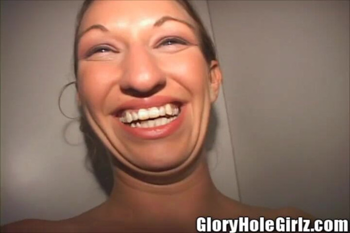 Glory Hole Girlz: Egyptische jew teef kijkgat pik zuigen poesje neuken hoer parmantige...