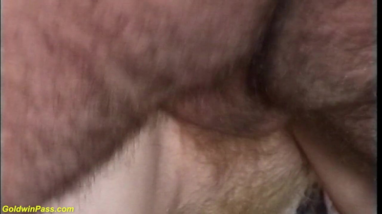 Goldwin pass: 83-letnia macocha dostaje młodego penisa