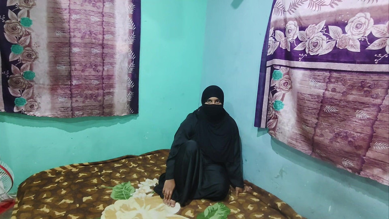 Gulaab: Ragazza musulmana hijabi baby che parla di sesso per la...