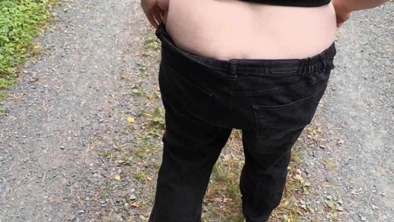 Bouncy Tits Action: Punishment Walk - Stuffing Her Bra and Panties in the Woods