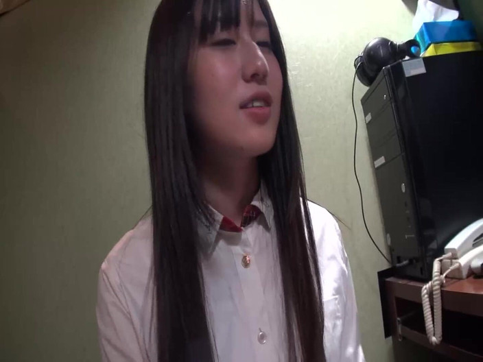 Eagle-Special: Miyu - Working Woman’s Portfolio (18y Old) Vol. 2